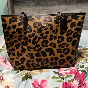 Coach tote
